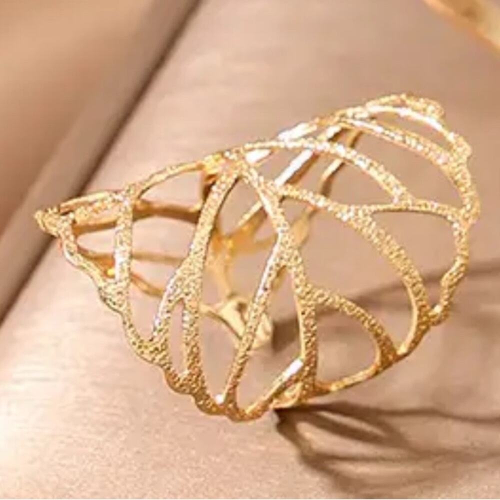 Gold Leaf Cutout Ring